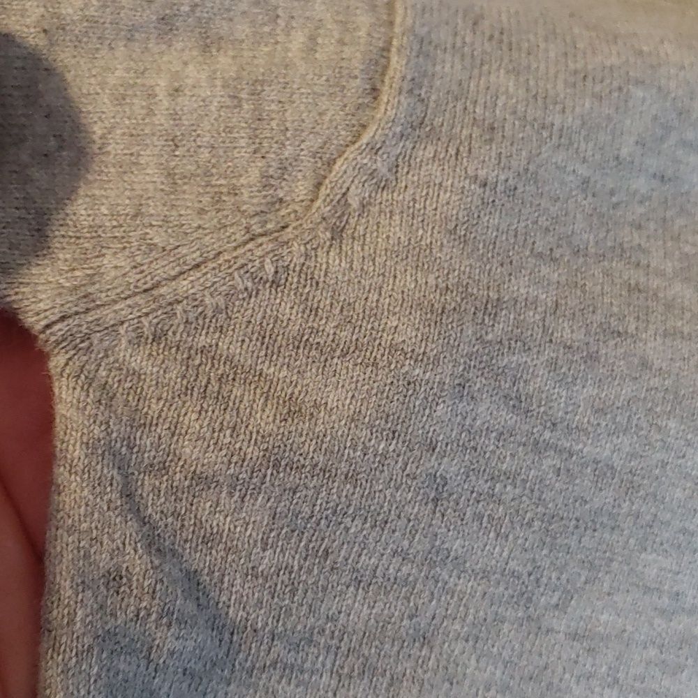 NWT WOMEN'S COTTON BLEND PALE GREY LIGHTWEIGHT PULLOVER SWEATER SIZE LARGE - Picture 10 of 15